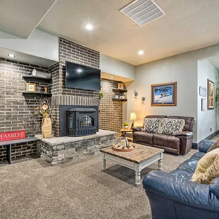 Newly Built Tooele Suite With Stunning Views!